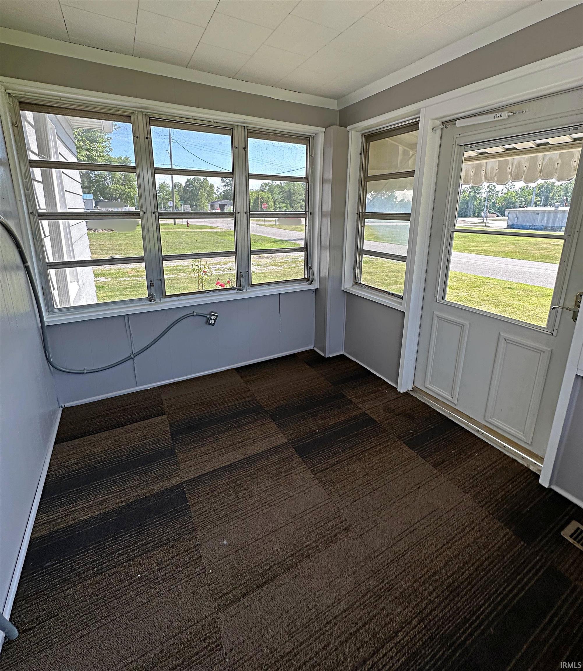 327 Chestnut Street Switz City, IN 47465 - Photo 13 of 16