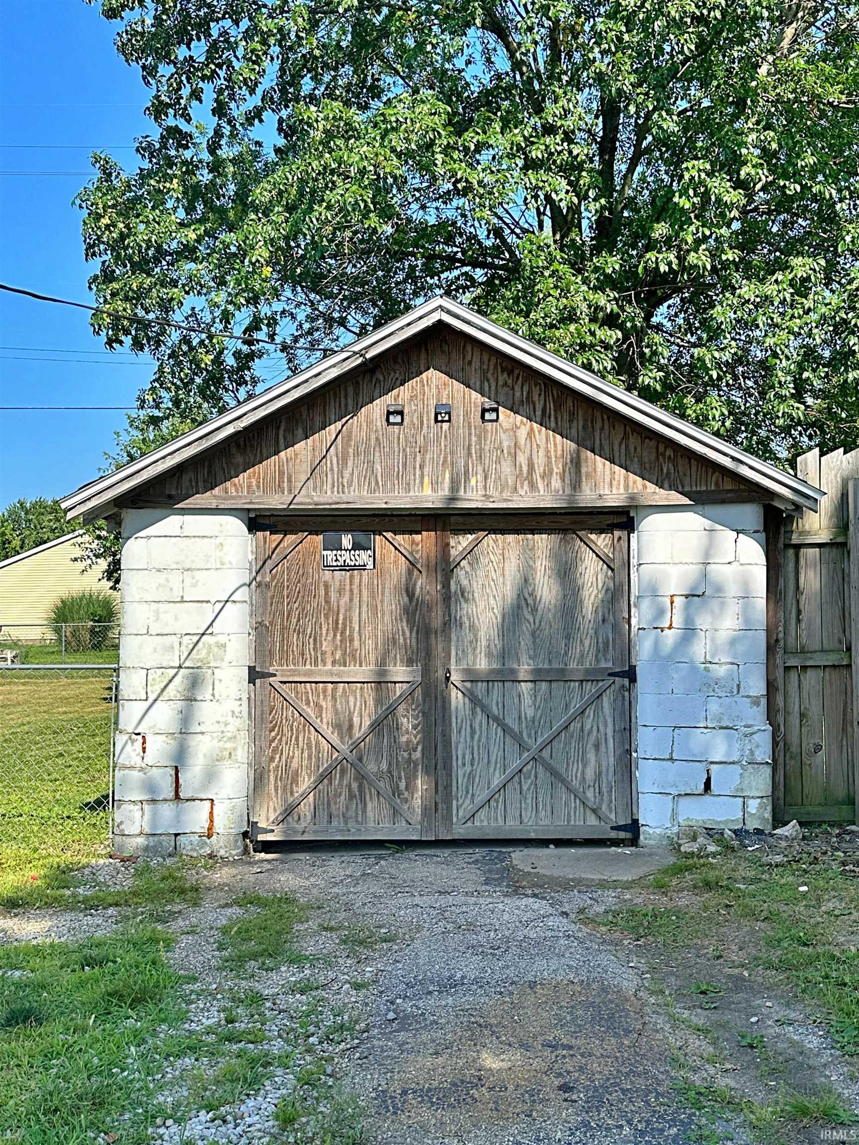 327 Chestnut Street Switz City, IN 47465 - Photo 16 of 16