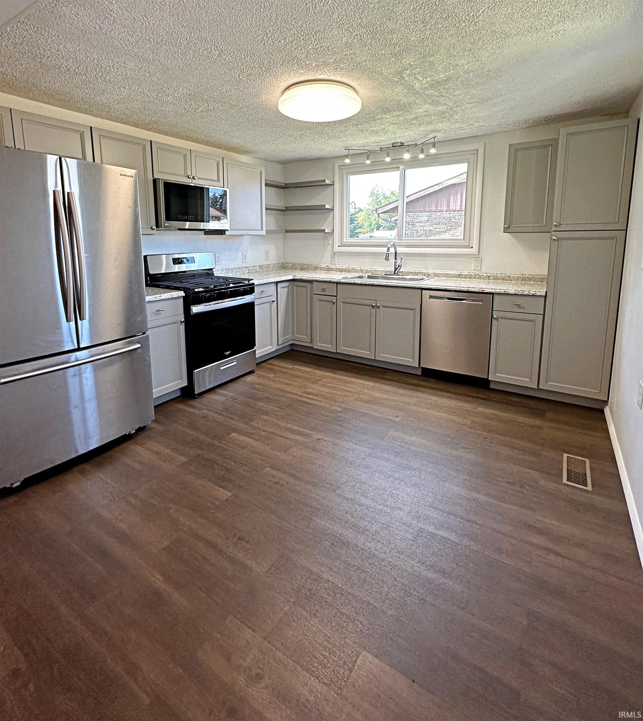 327 Chestnut Street Switz City, IN 47465 - Photo 3 of 16