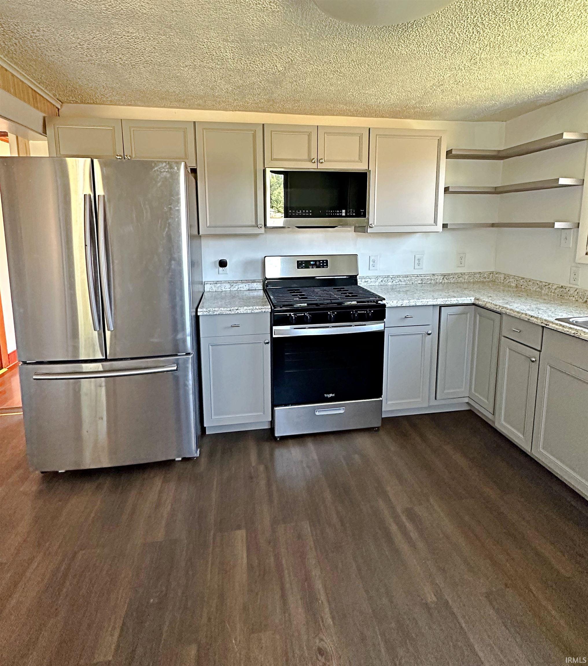 327 Chestnut Street Switz City, IN 47465 - Photo 4 of 16