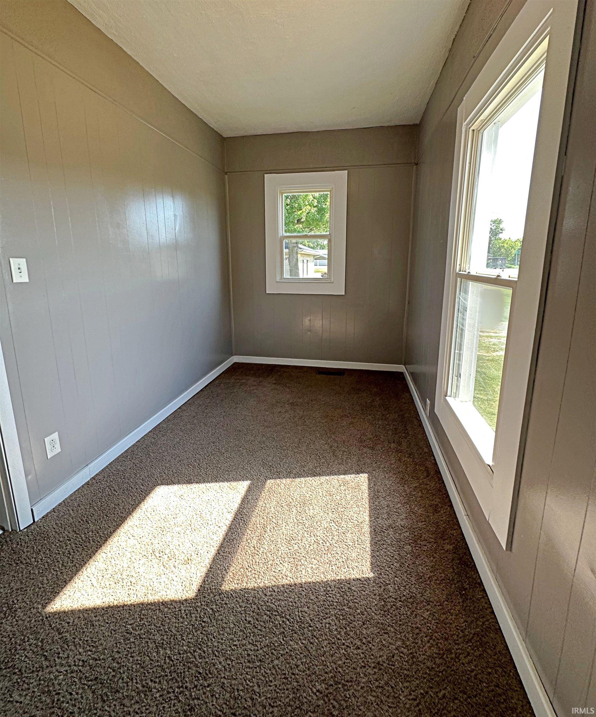 327 Chestnut Street Switz City, IN 47465 - Photo 7 of 16