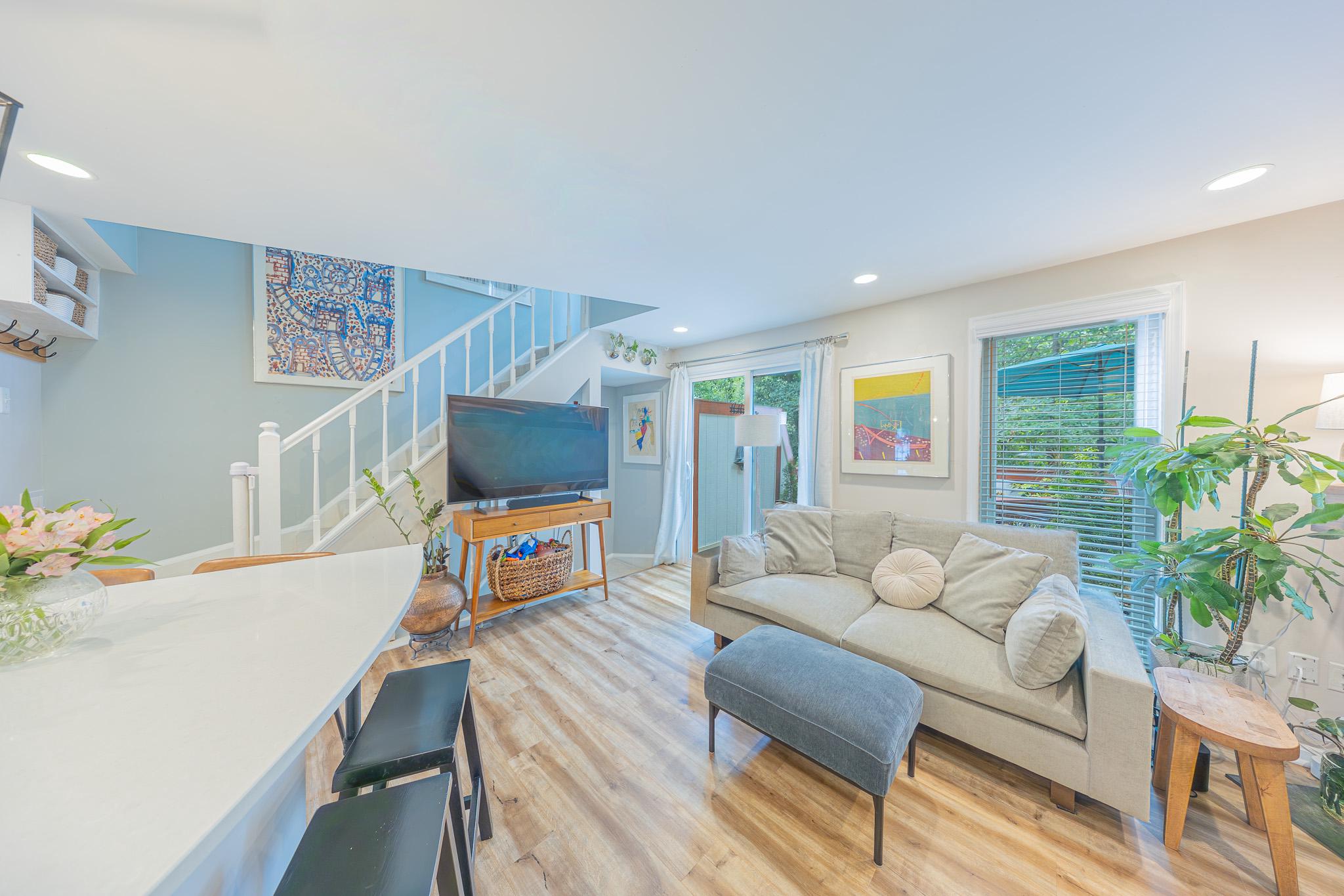 11287 Silentwood Lane Reston, VA 20191 - Photo 15 of 21 Island with quartz counters & seating for 4