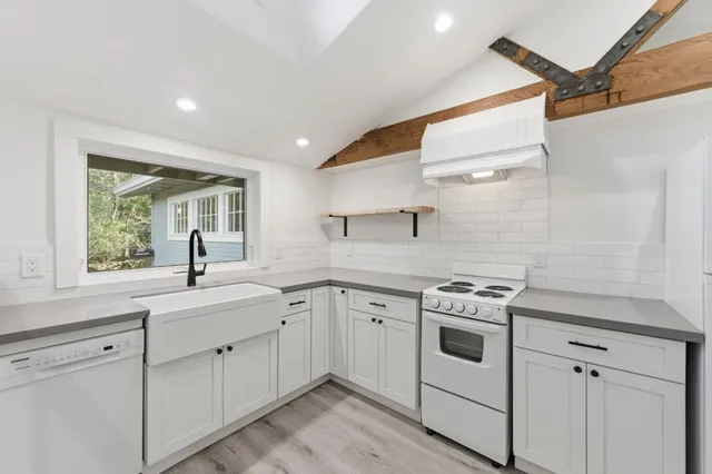 $5,695,000 | 1353 Edgewood Road, Redwood City, CA 94062