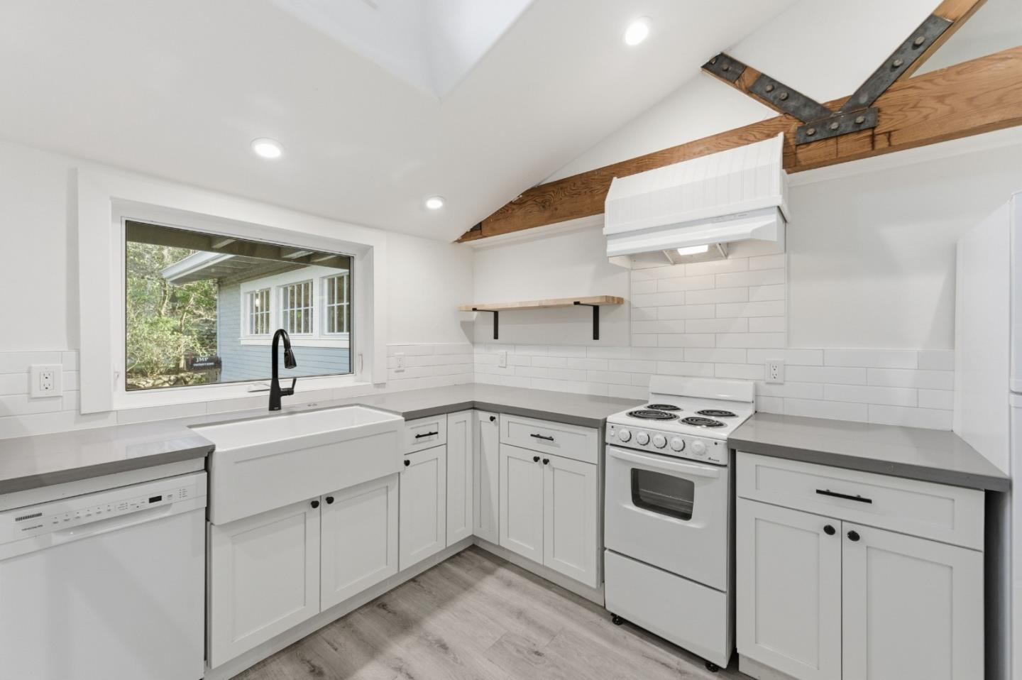 1353 Edgewood Road Redwood City, CA 94062 - Photo 57 of 90