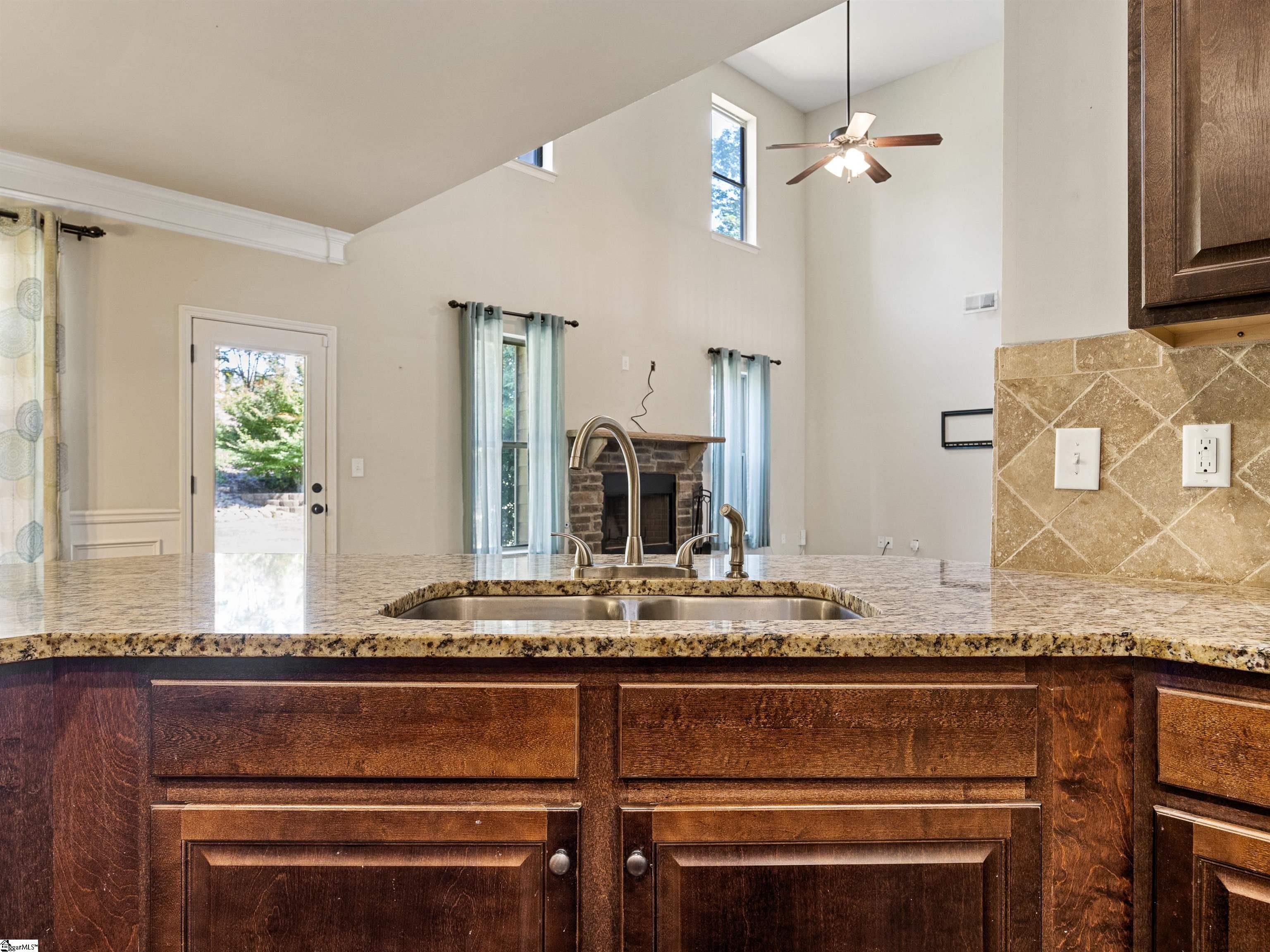 603 Delany Court Boiling Springs, SC 29316 - Photo 15 of 36