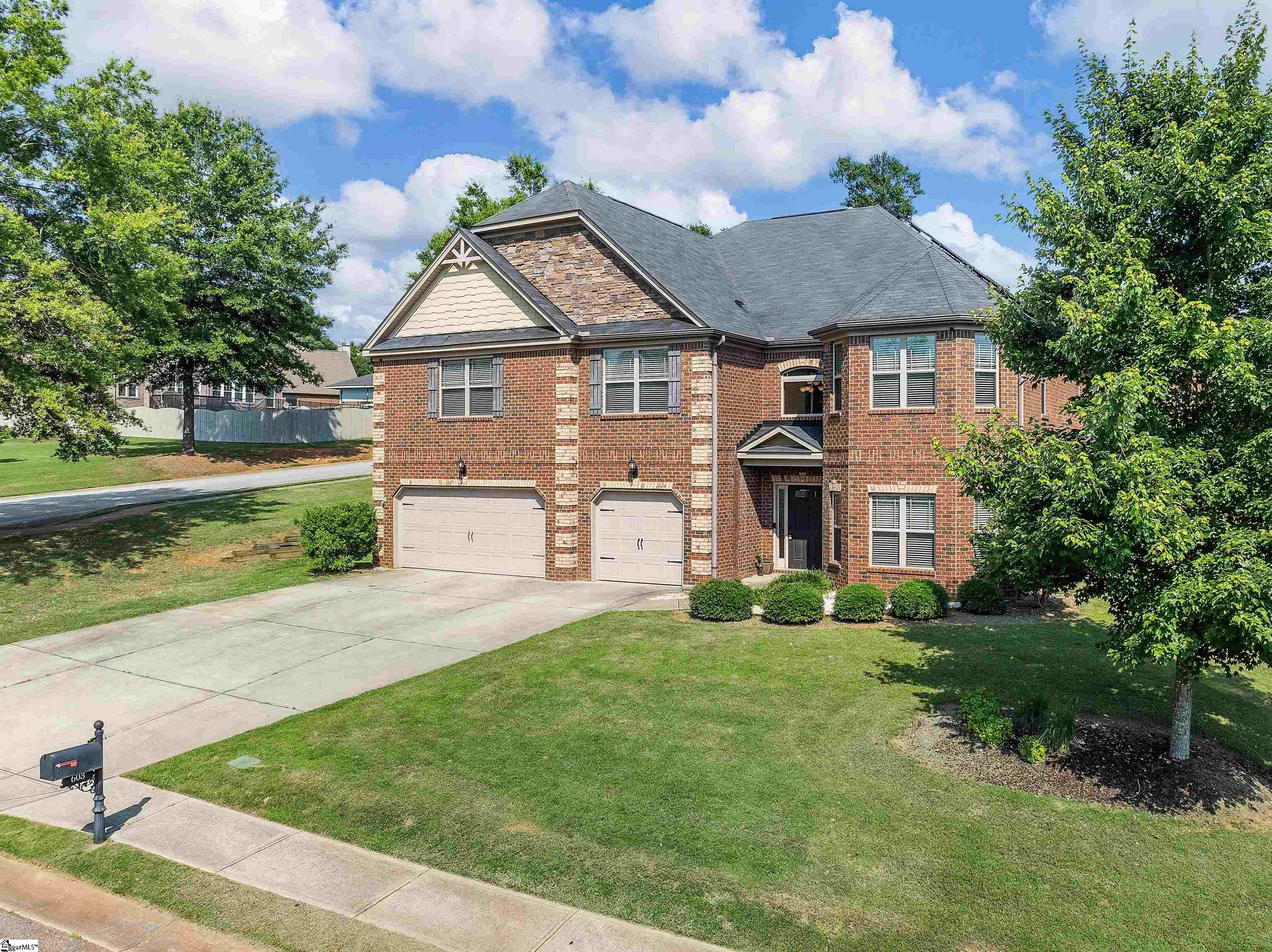 603 Delany Court Boiling Springs, SC 29316 - Photo 2 of 36