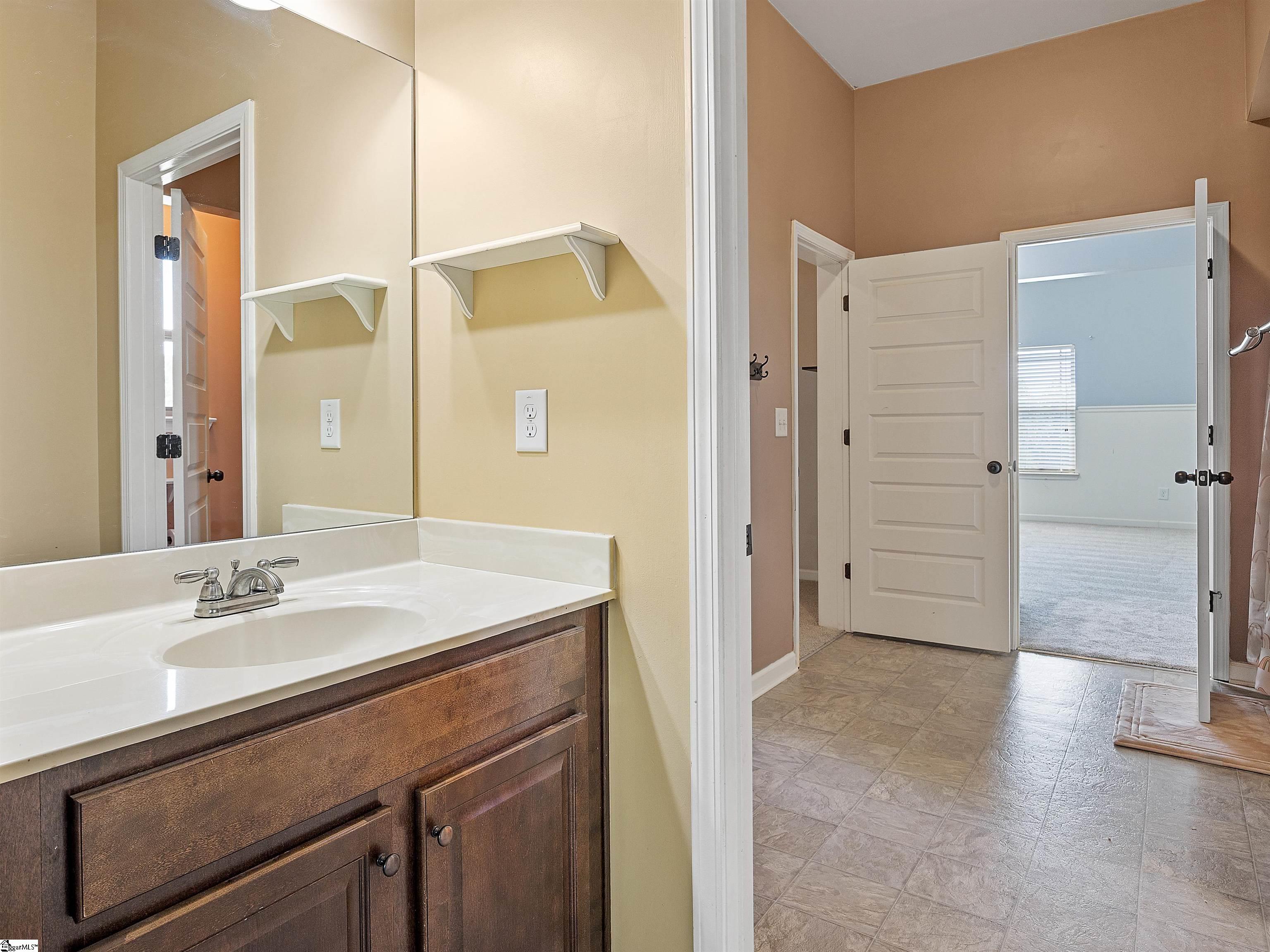 603 Delany Court Boiling Springs, SC 29316 - Photo 27 of 36