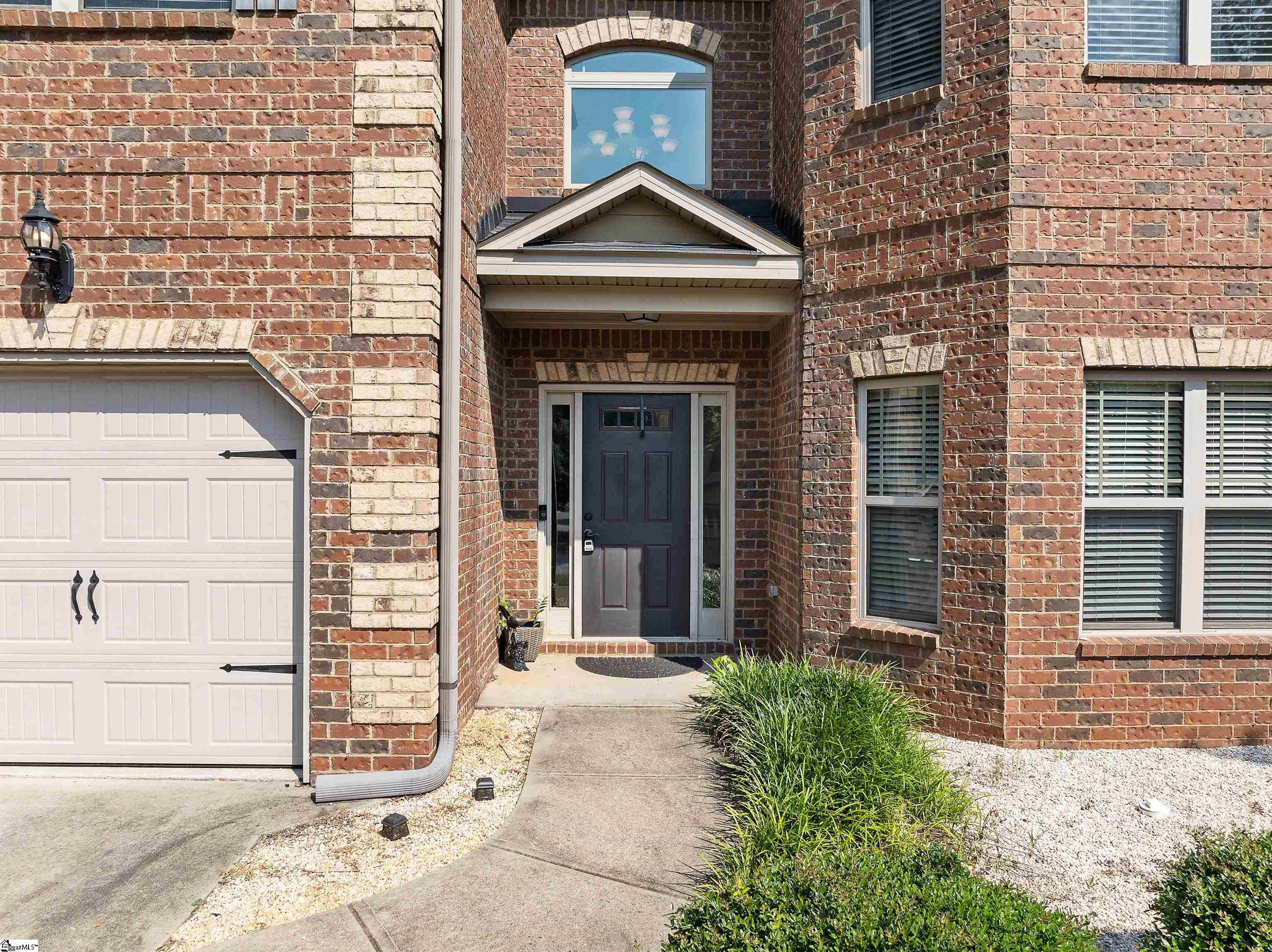 603 Delany Court Boiling Springs, SC 29316 - Photo 3 of 36