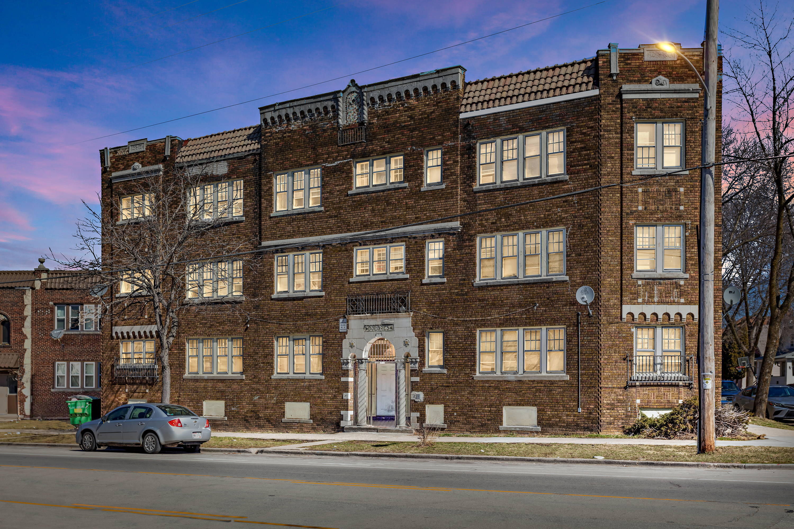 1710 West Atkinson Avenue, Milwaukee, WI 53206 Compass