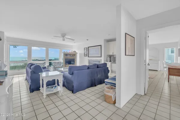 $2,300,000 | 6605 Ocean Drive, Emerald Isle, NC 28594