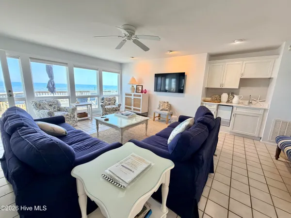 $2,300,000 | 6605 Ocean Drive, Emerald Isle, NC 28594
