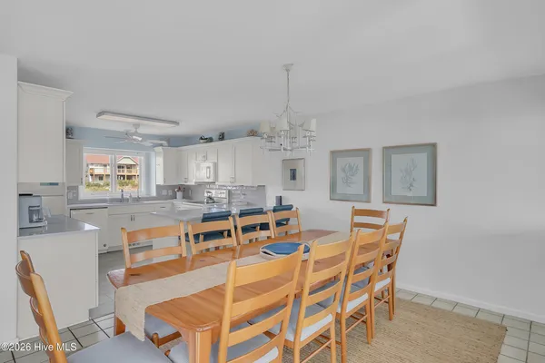 $2,300,000 | 6605 Ocean Drive, Emerald Isle, NC 28594