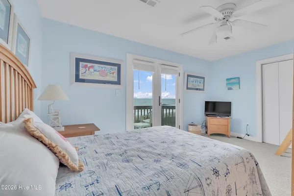 $2,300,000 | 6605 Ocean Drive, Emerald Isle, NC 28594