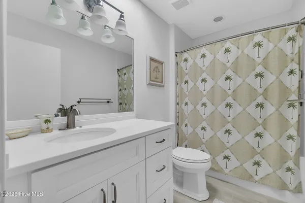$2,300,000 | 6605 Ocean Drive, Emerald Isle, NC 28594