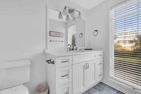 $2,300,000 | 6605 Ocean Drive, Emerald Isle, NC 28594