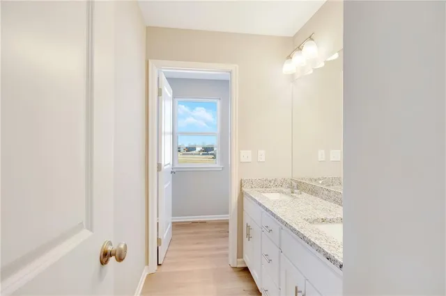 $389,900 | 1500 Southwest Meadowlark Court, Oak Grove, MO 64075