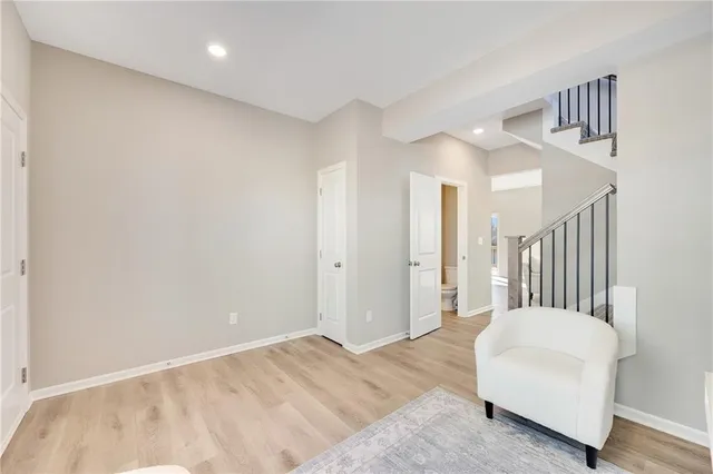 $389,900 | 1500 Southwest Meadowlark Court, Oak Grove, MO 64075