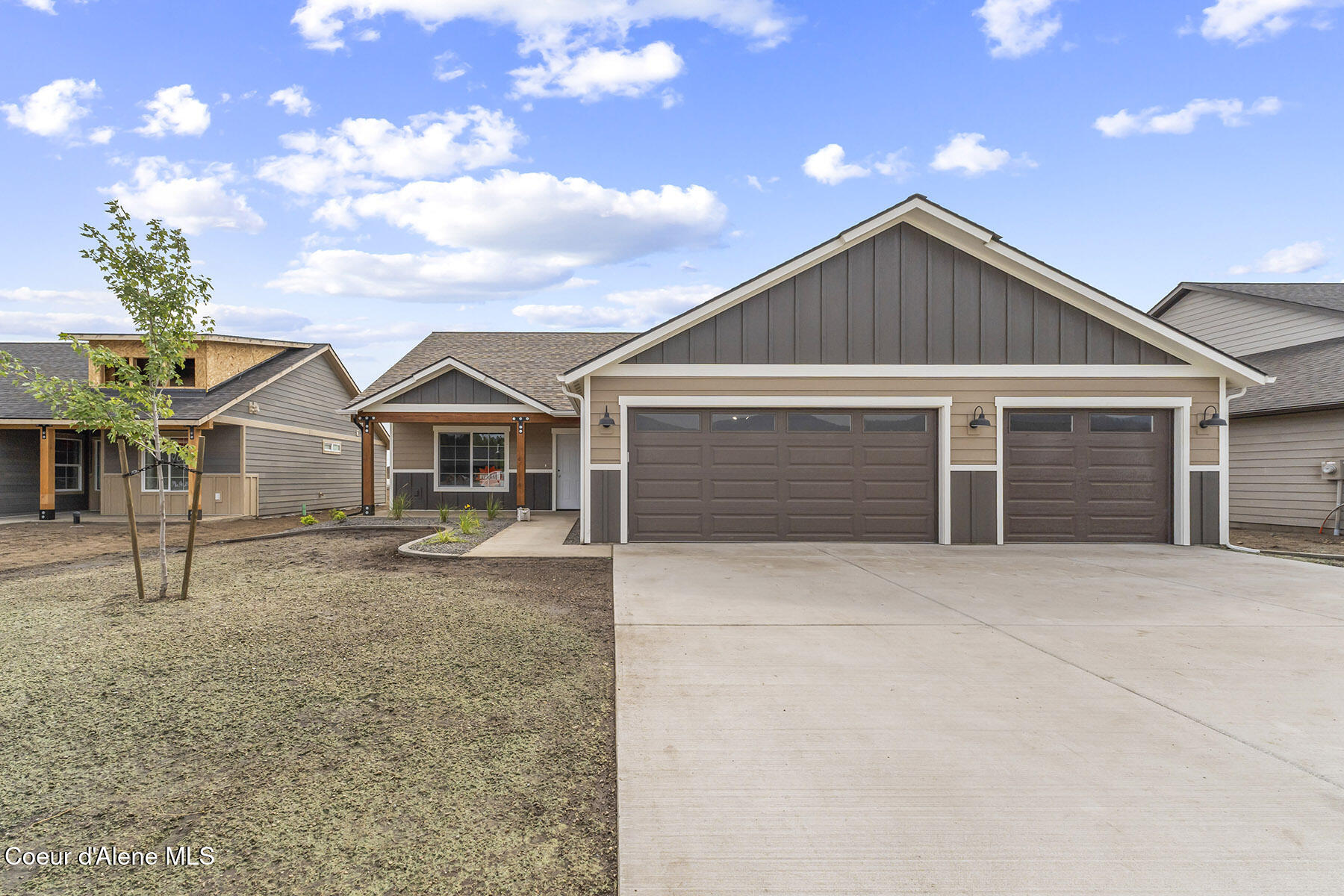 9020-W-Cultivator-Ave-2871