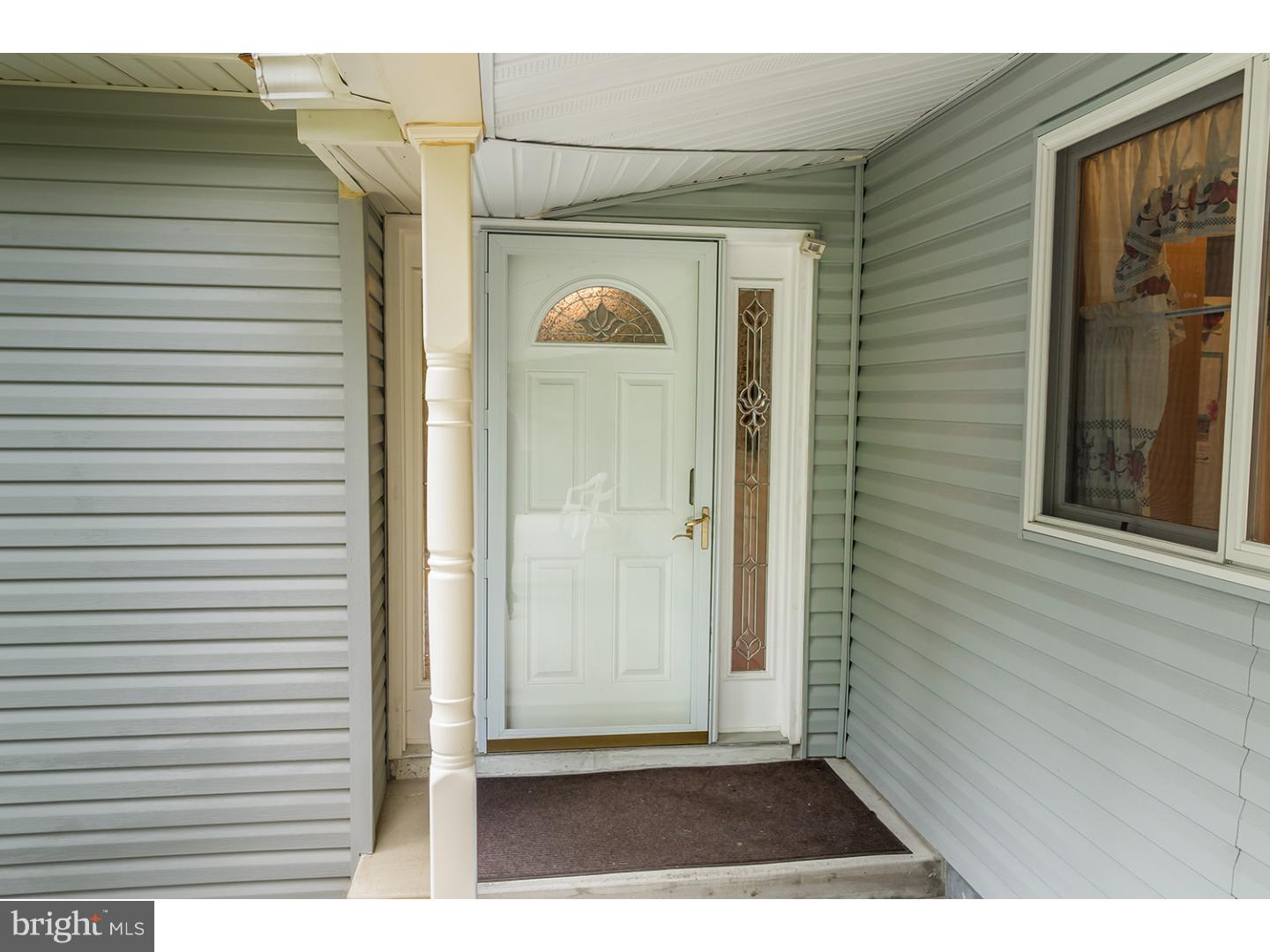 1313 Neck Road Burlington, NJ 08016 - Photo 4 of 25 Exterior Front