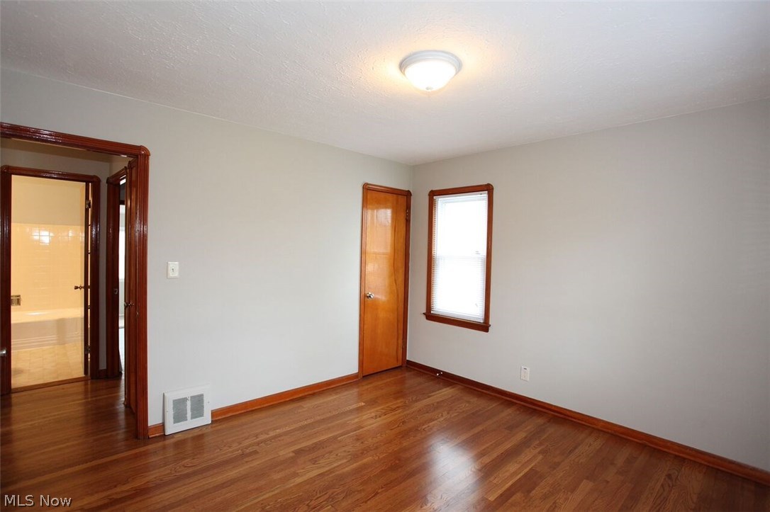 13106 Carpenter Road Garfield Heights, OH 44125 - Photo 15 of 29