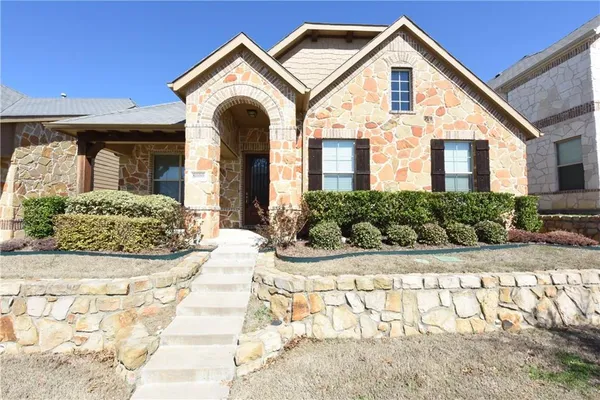 $2,475 | 8000 Chickasaw Trail, McKinney, TX 75070