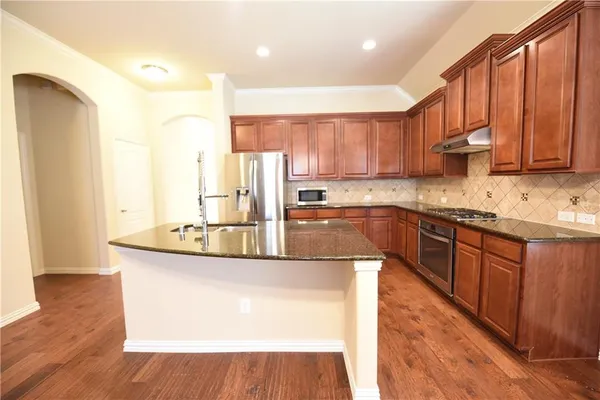 $2,475 | 8000 Chickasaw Trail, McKinney, TX 75070