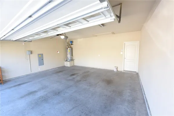 $2,475 | 8000 Chickasaw Trail, McKinney, TX 75070