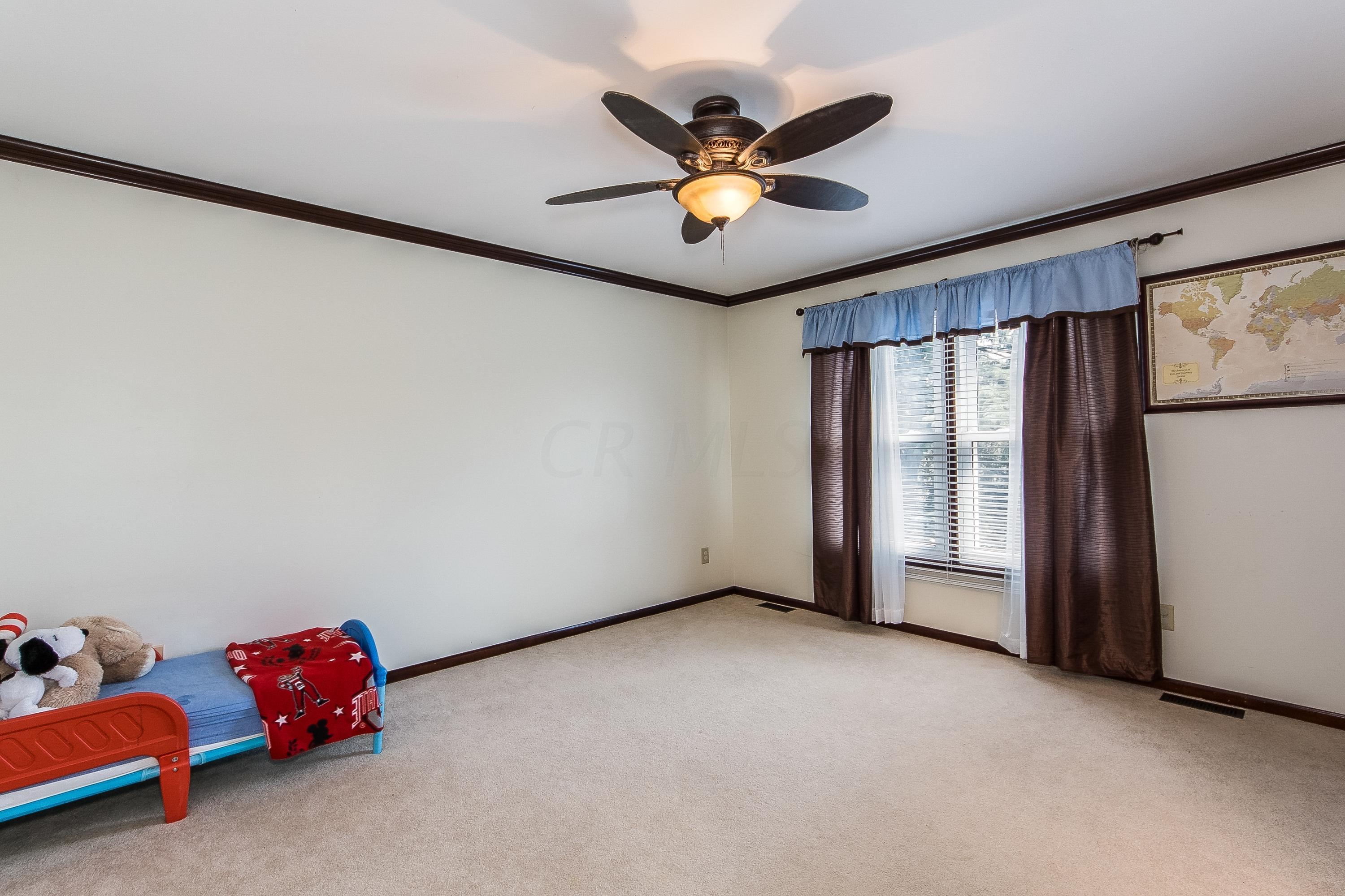 2184 Sandston Road Upper Arlington, OH 43220 - Photo 18 of 29