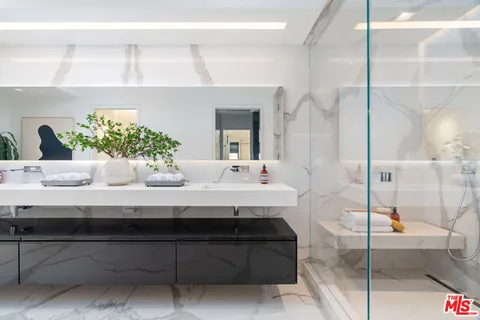 $5,175,000 | 1146 Sierra Alta Way, Los Angeles, CA 90069