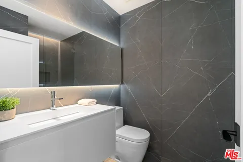 $5,175,000 | 1146 Sierra Alta Way, Los Angeles, CA 90069