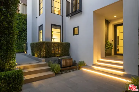 $5,175,000 | 1146 Sierra Alta Way, Los Angeles, CA 90069