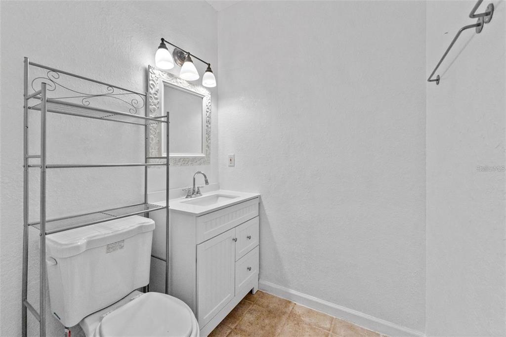 315 Wooten Road Lutz, FL 33548 - Photo 29 of 56