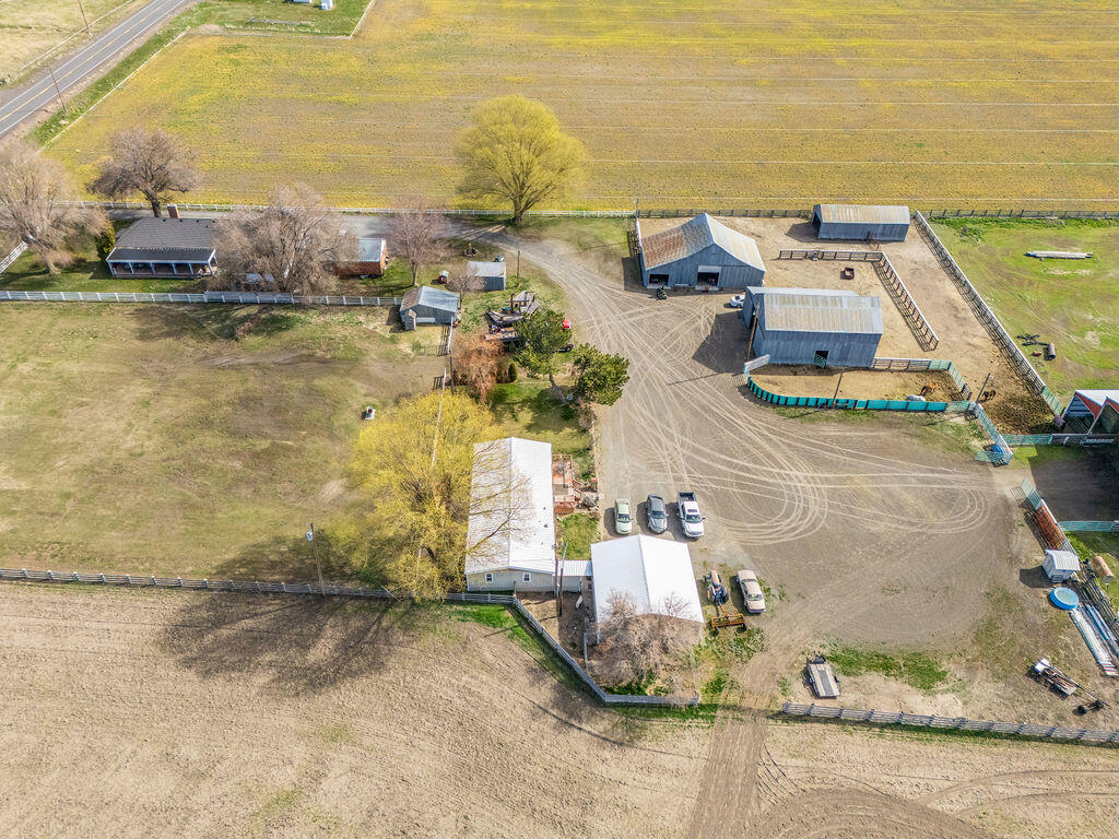 22994 Highway 50 Merrill, OR 97633 - Photo 1 of 47 DJI_20260307112854_0131_D