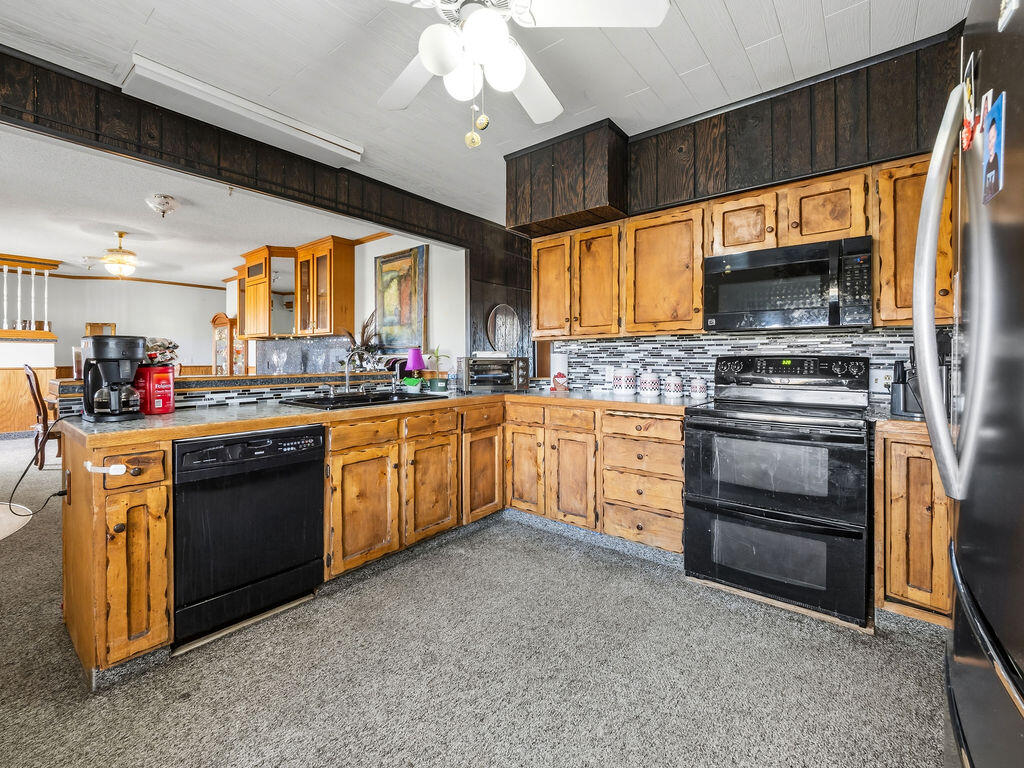 22994 Highway 50 Merrill, OR 97633 - Photo 18 of 47 P3060191