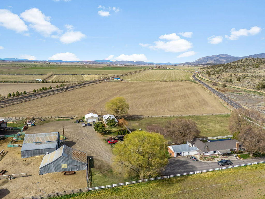 22994 Highway 50 Merrill, OR 97633 - Photo 47 of 47 DJI_20260307112742_0119_D