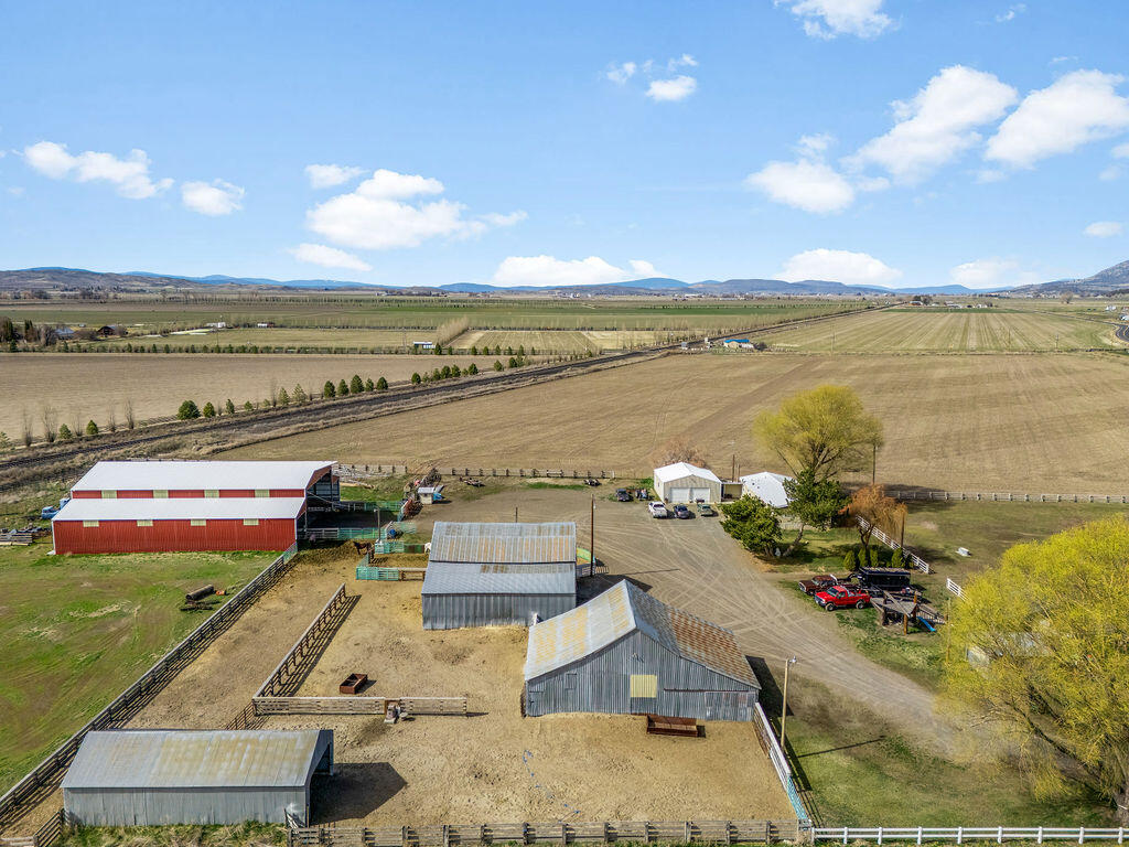 22994 Highway 50 Merrill, OR 97633 - Photo 6 of 47 DJI_20260307113005_0143_D