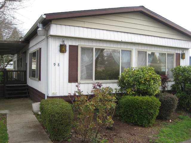 5355 River Road North, Unit 98 Keizer, OR 97303 - Photo 2 of 34 a front view of a house