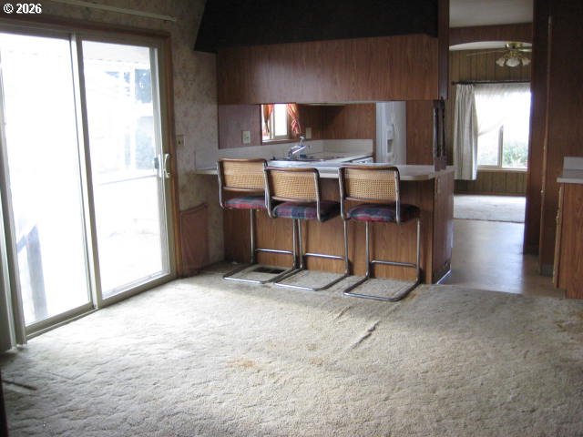 5355 River Road North, Unit 98 Keizer, OR 97303 - Photo 29 of 34 a view of a room with table and chairs