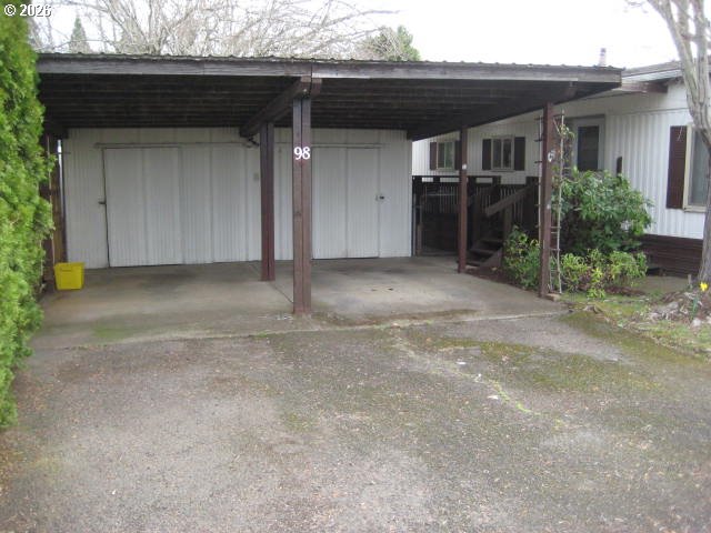 5355 River Road North, Unit 98 Keizer, OR 97303 - Photo 4 of 34 a view of empty room
