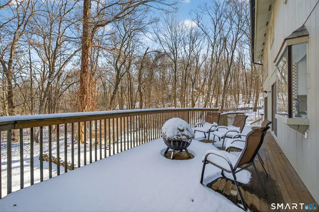 $795,000 | 18 Landing Road, Old Lyme, CT 06371