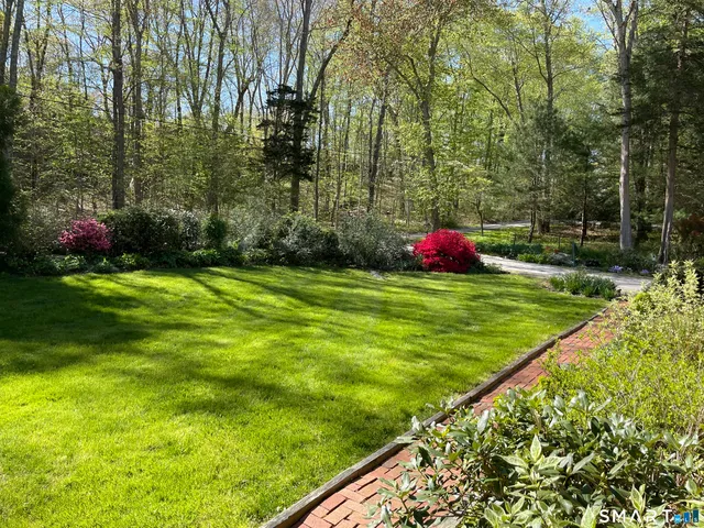 $795,000 | 18 Landing Road, Old Lyme, CT 06371