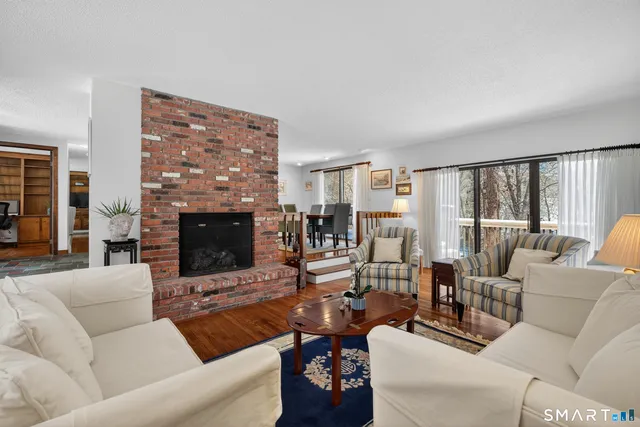 $795,000 | 18 Landing Road, Old Lyme, CT 06371