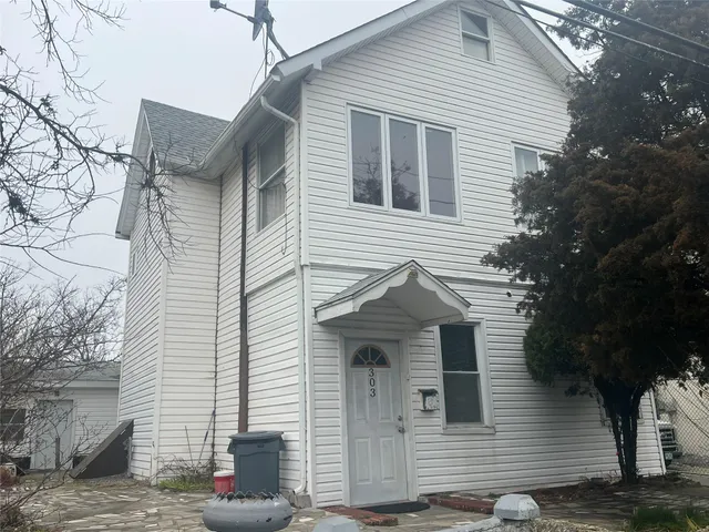 $675,000 | 303 Beach 84th Street | Hammels