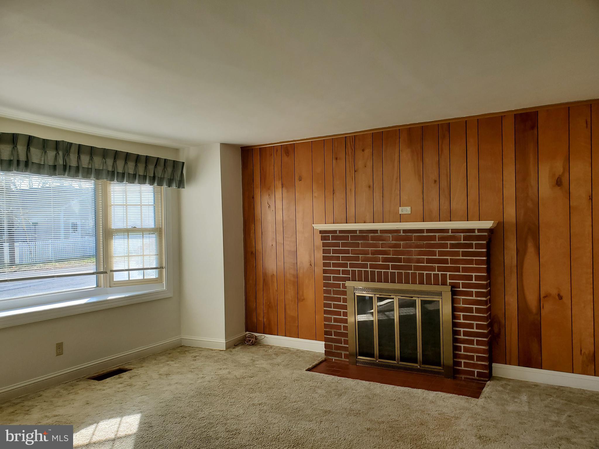 102 Harrison Avenue Camden Wyoming, DE 19934 - Photo 19 of 50 Wood burning fireplace