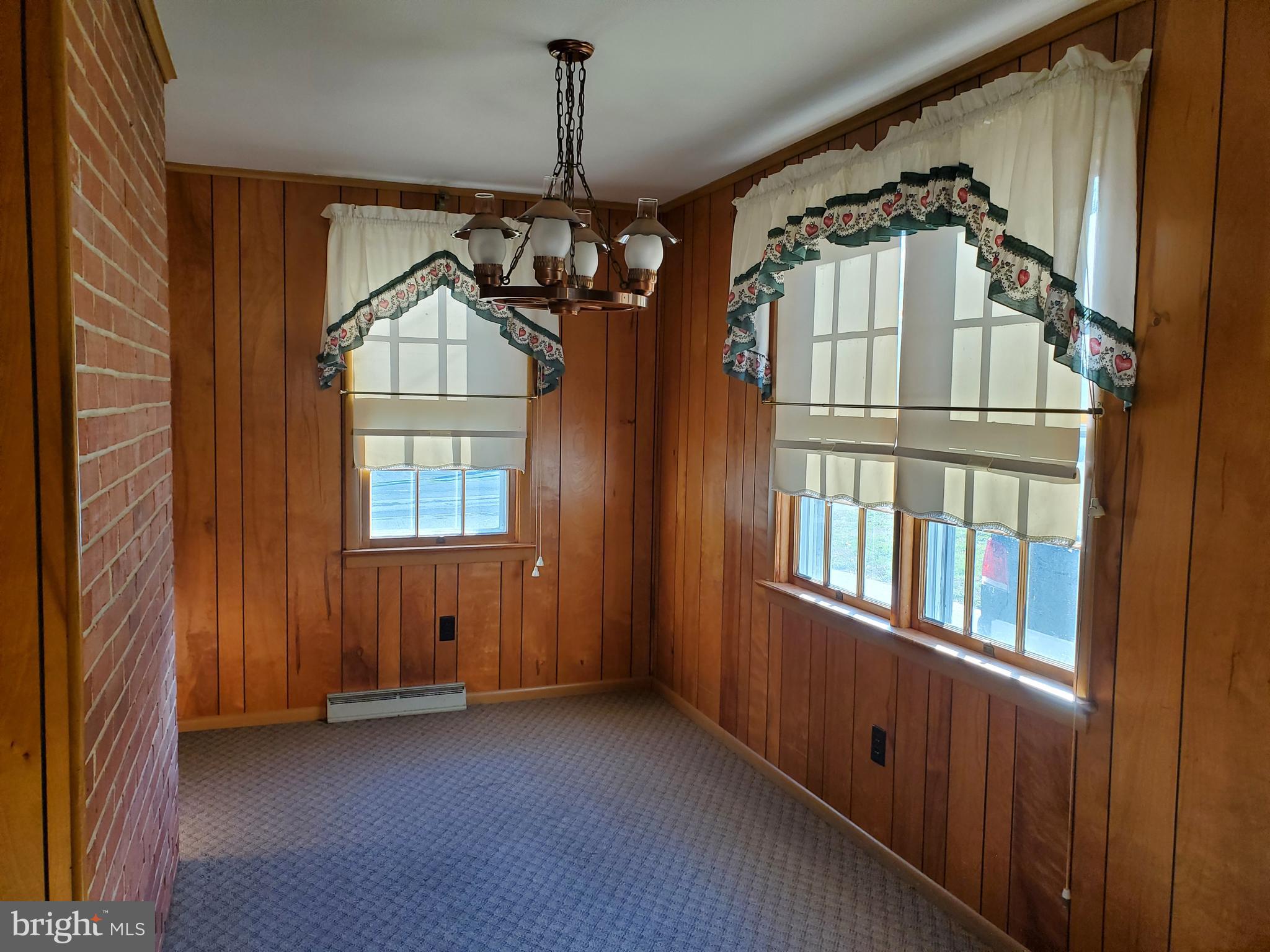 102 Harrison Avenue Camden Wyoming, DE 19934 - Photo 22 of 50 Dining room attached to kitchen