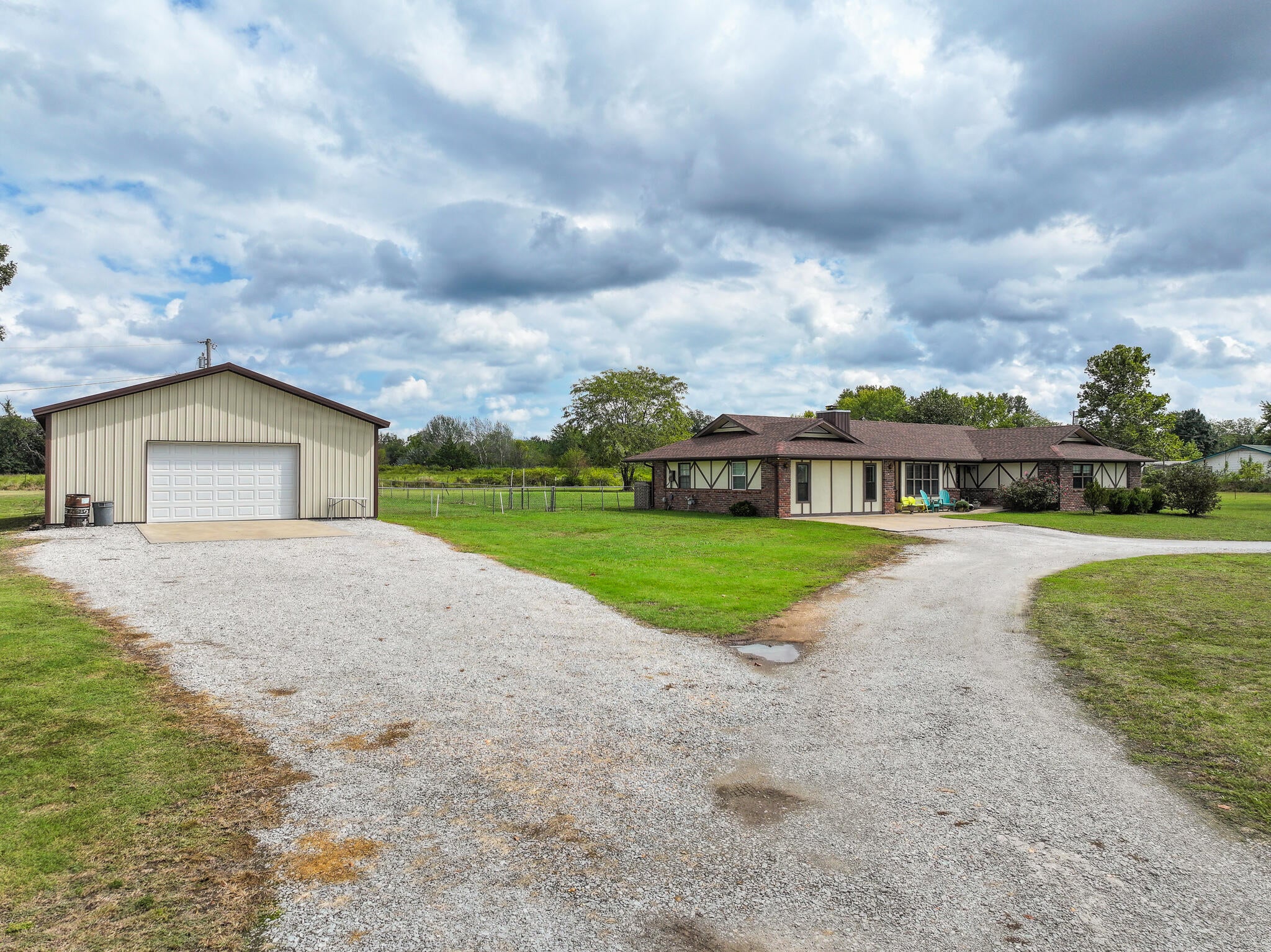 25600 South 640 Road Grove, OK 74344 - Photo 4 of 28 DJI_20250922142000_0780_D