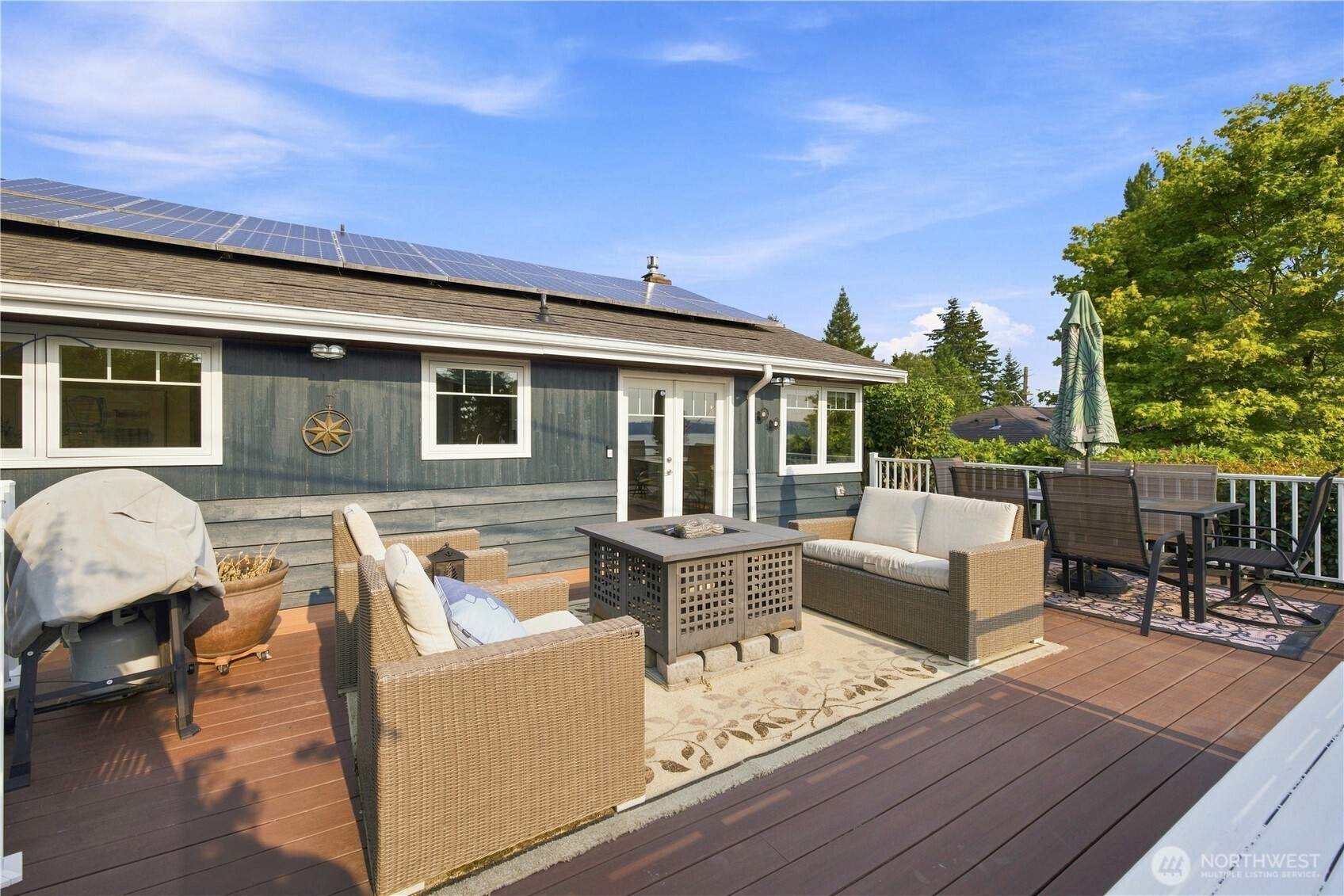 8451 40th Avenue Southwest Seattle, WA 98136 - Photo 11 of 31 Gallery Image 11