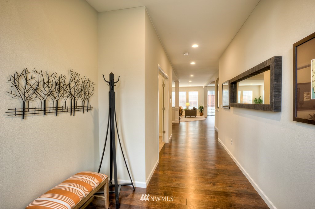 307 221st Place Southwest, Unit L1003 Bothell, WA 98021 - Photo 2 of 19