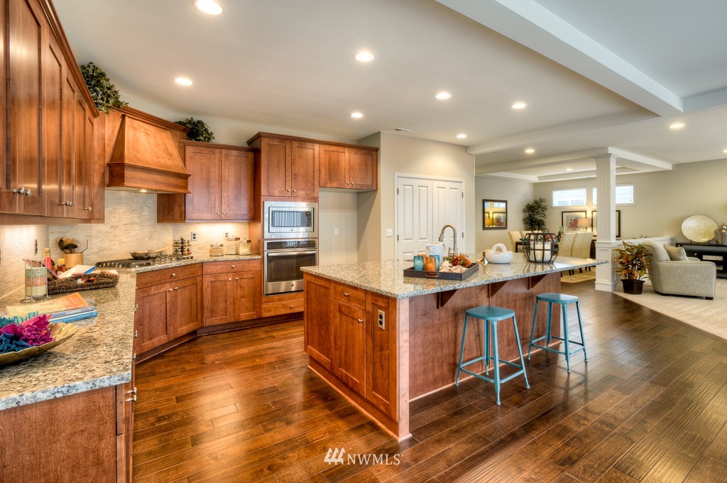 307 221st Place Southwest, Unit L1003 Bothell, WA 98021 - Photo 9 of 19