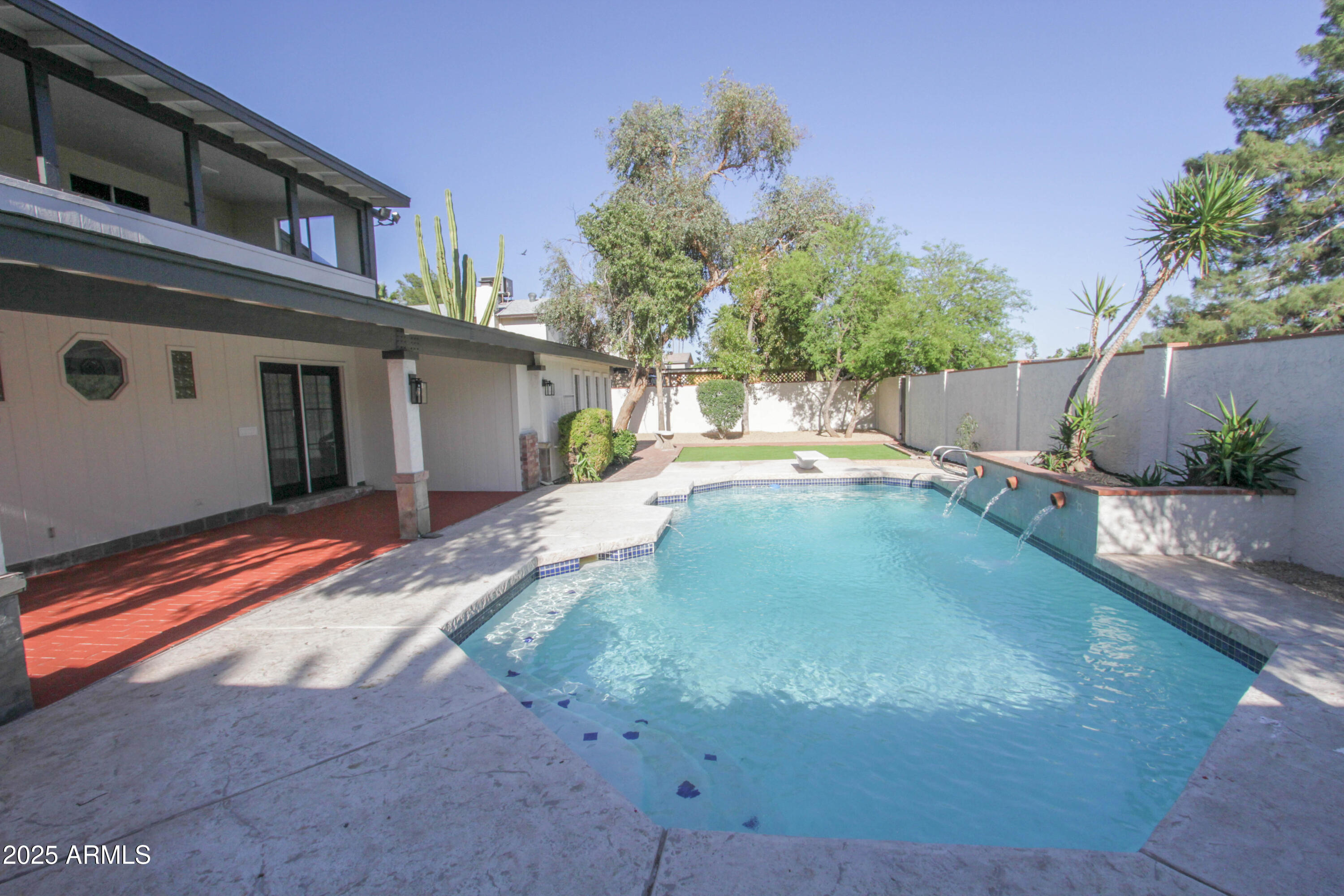 3371 West Grandview Road Phoenix, AZ 85053 - Photo 7 of 33 3371 W Grandview Rd-28